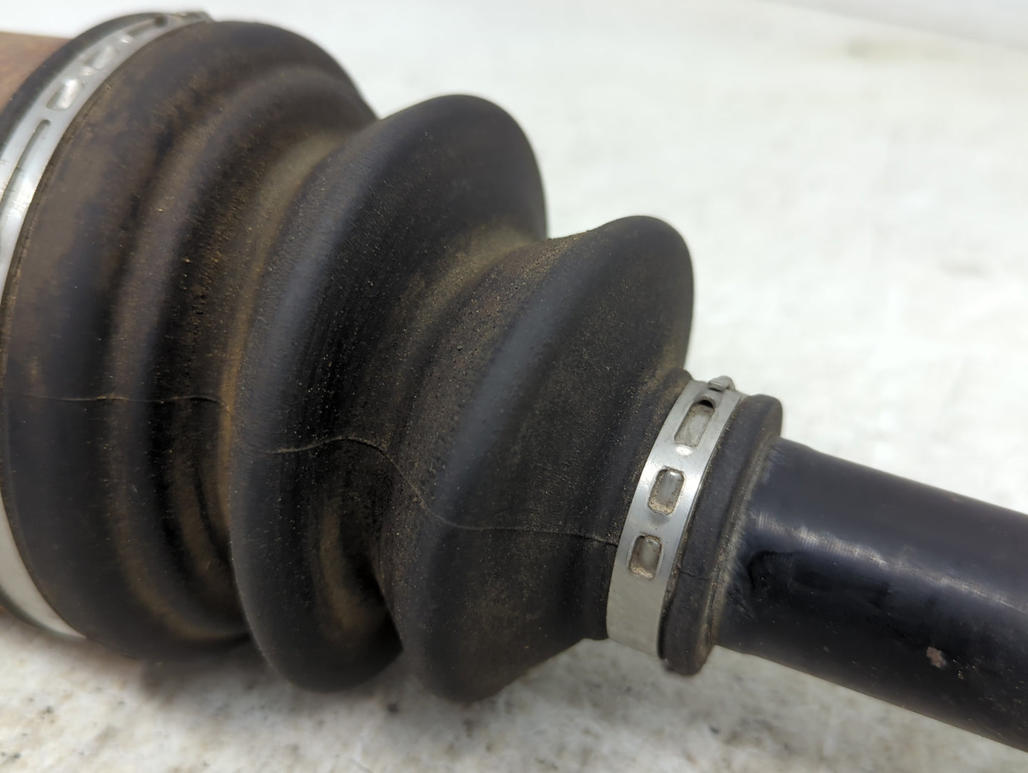 2014-2020 Infiniti Q50 Axle Shaft Front Driver Cv C/v - Oemusedautoparts1.com
