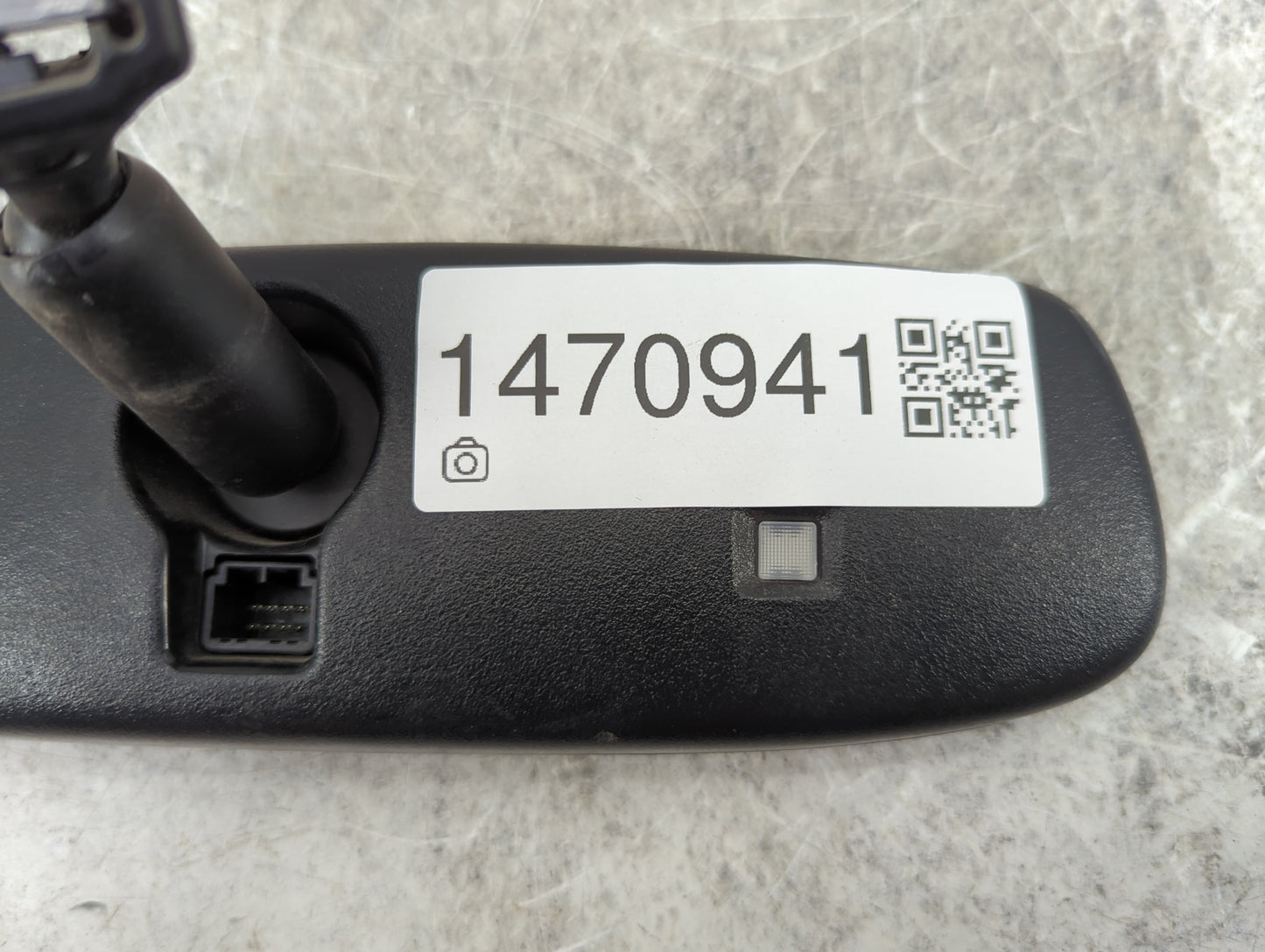 2016-2019 Infiniti Q50 Interior Rear View Mirror Replacement OEM P/N:NZLOBI2HL4 4112A-OBI2HL4 Fits OEM Used Auto Parts - Oem