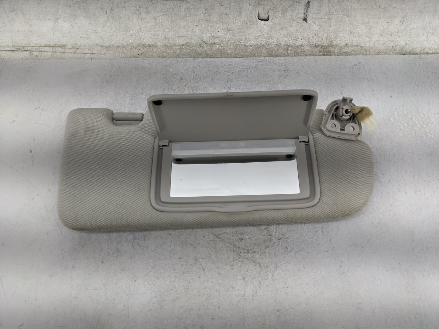 2014-2020 Infiniti Q50 Sun Visor Shade Replacement Passenger Right Mirror Fits Fits 2014 2015 2016 2017 2018 2019 2020 OEM U