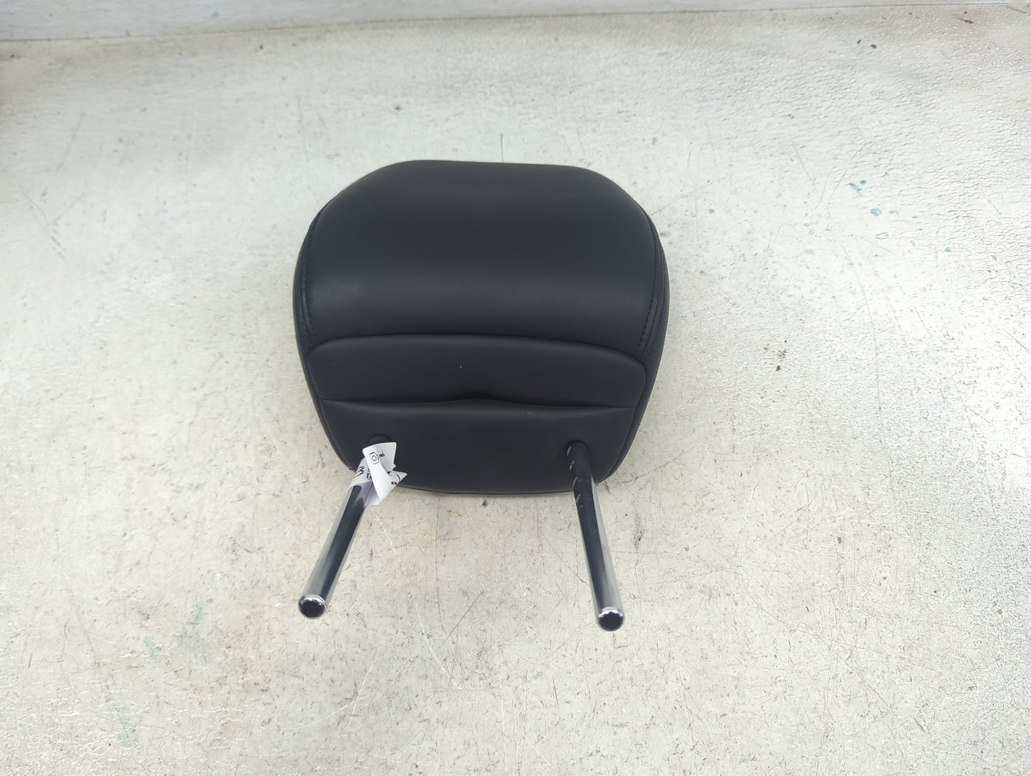 2018 Infiniti Q50 Headrest Head Rest Front Driver Seat Black 1472468 - Oemusedautoparts1.com