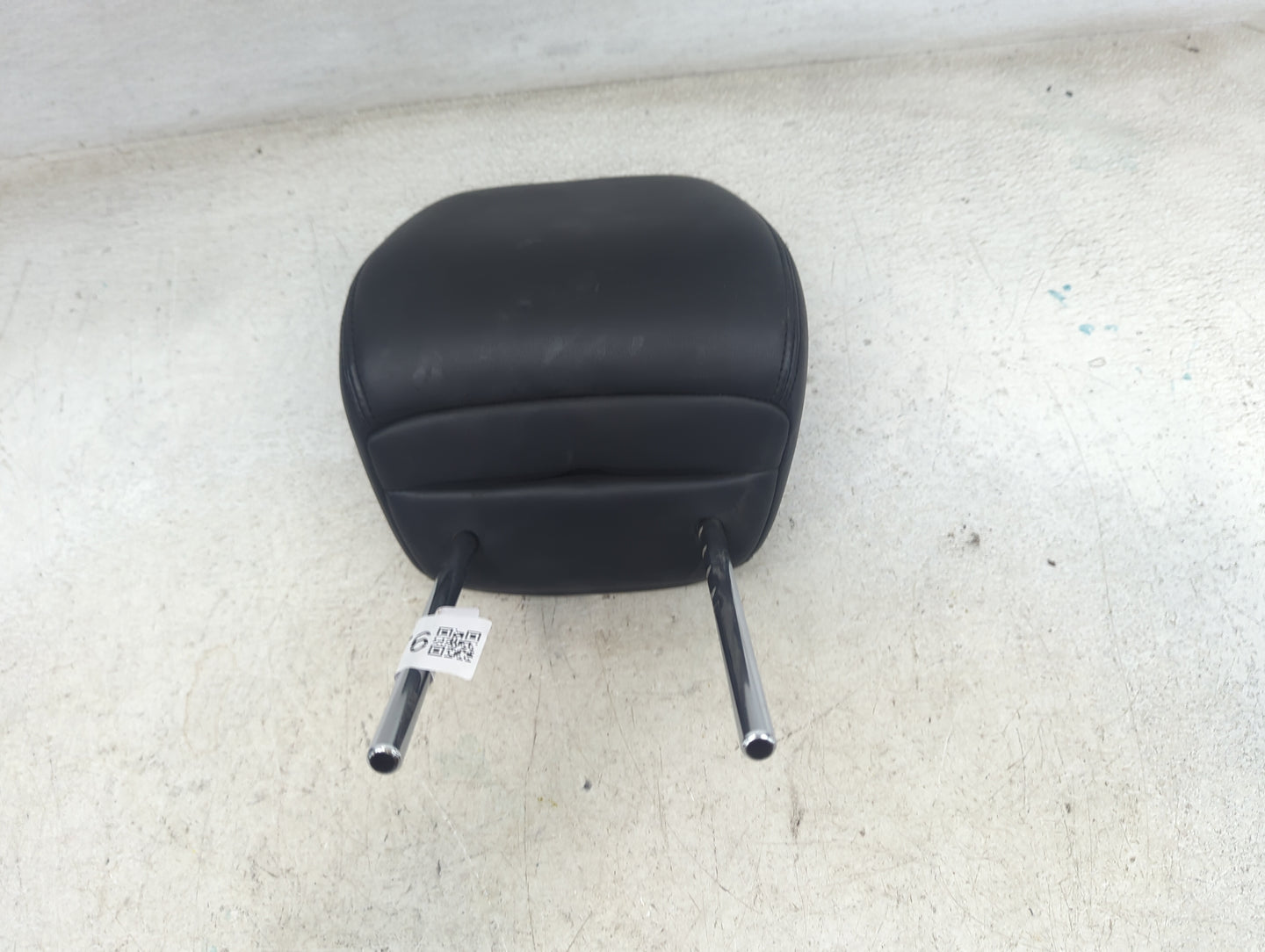 2018 Infiniti Q50 Headrest Head Rest Front Driver Seat Black 1472576 - Oemusedautoparts1.com