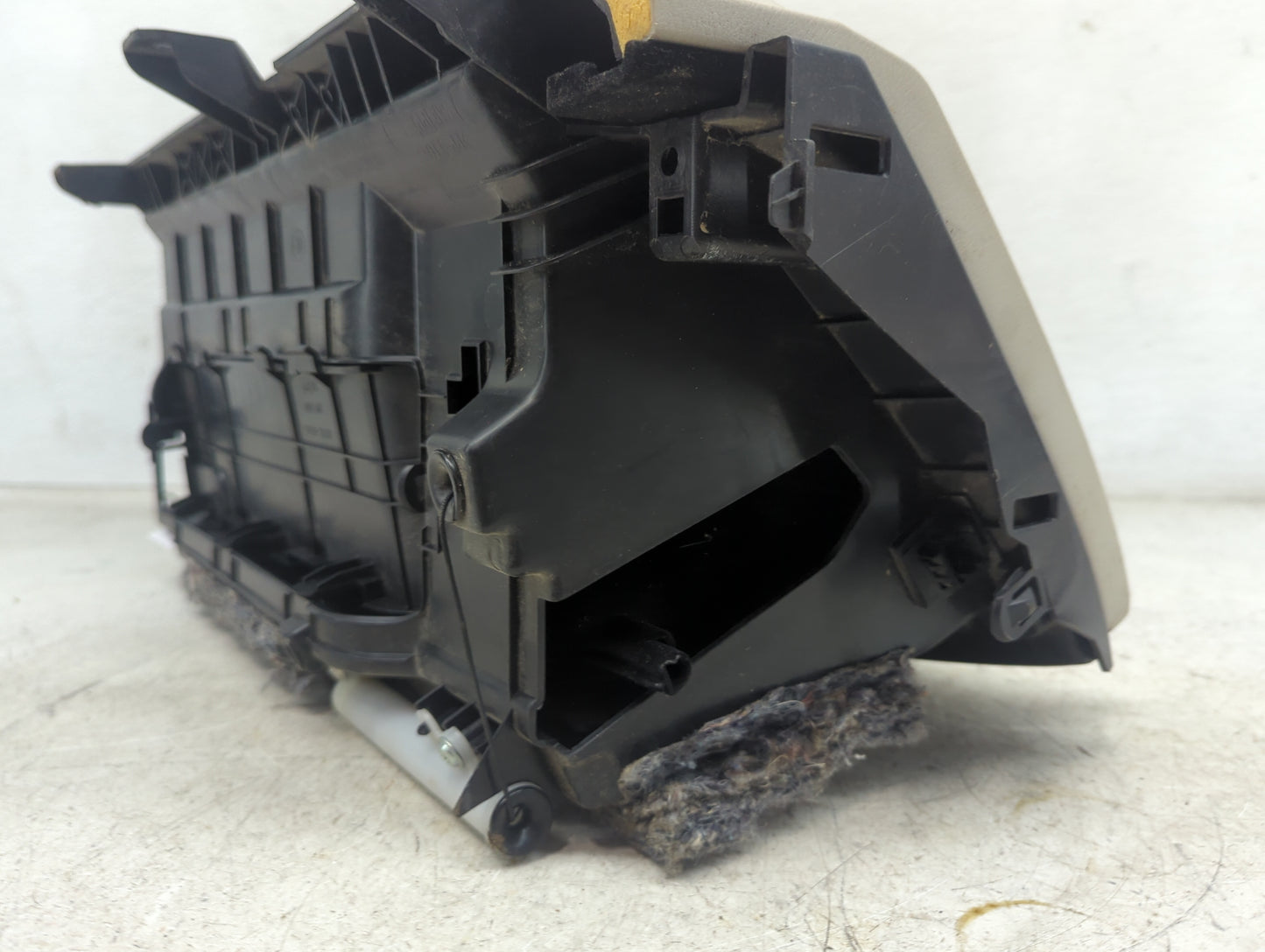 2018 Infiniti Q50 Passenger Glove Box Door Storage Compartment Tan - Oemusedautoparts1.com