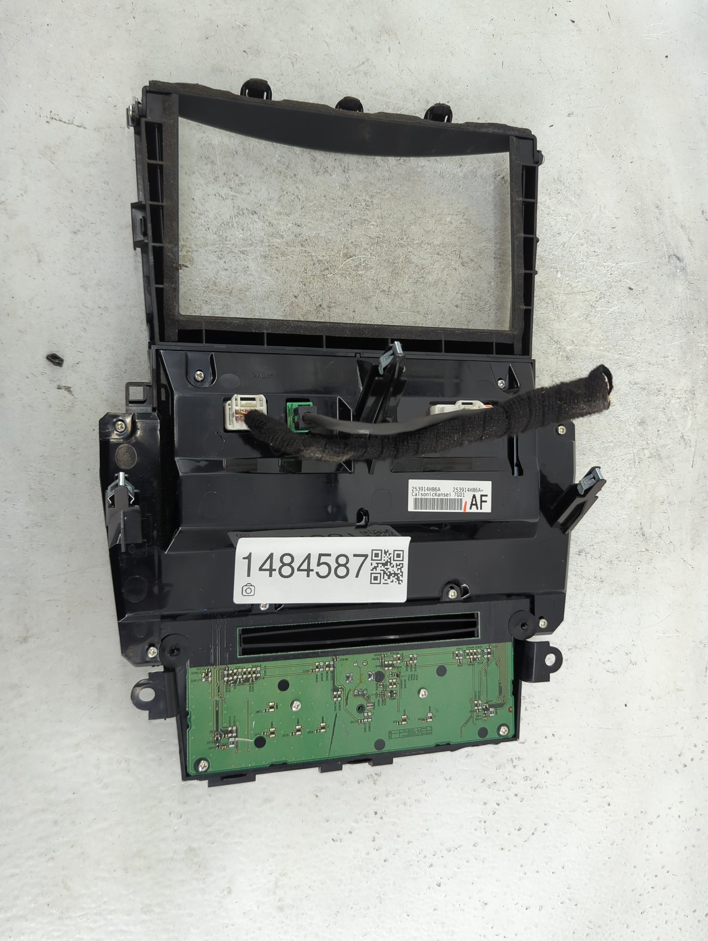 2015-2019 Infiniti Q50 Climate Control Module Temperature AC/Heater Replacement P/N:253914HB6A Fits OEM Used Auto Parts - Oe