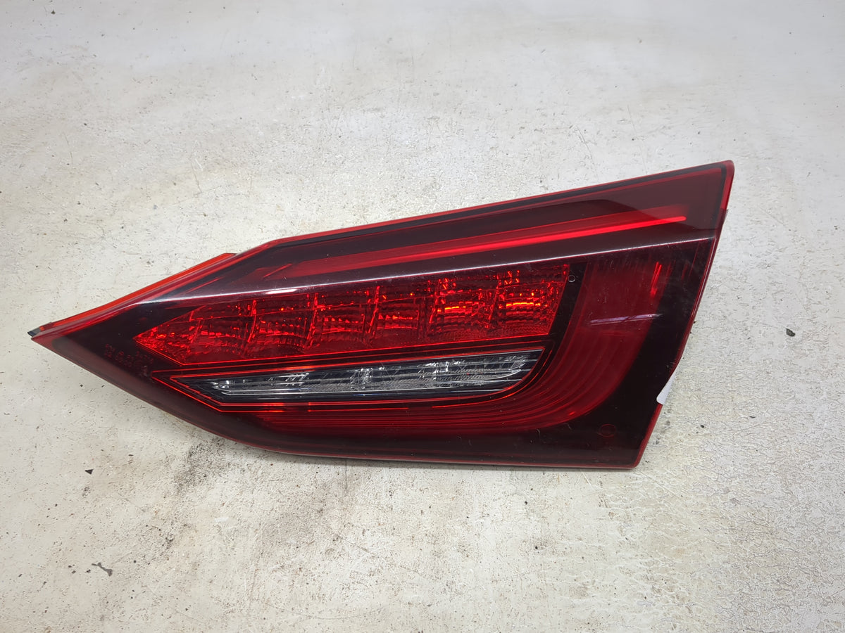 2018-2020 Infiniti Q50 Passenger Right Side Deck Lid Mounted Tail Light - Oemusedautoparts1.com