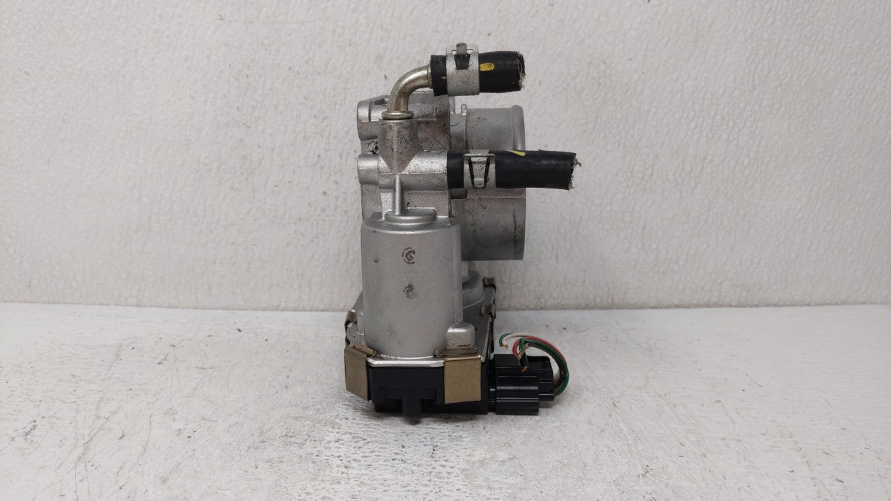 2016-2018 Infiniti Q50 Throttle Body P/N:RME60-52 Fits Fits 2016 2017 2018 OEM Used Auto Parts - Oemusedautoparts1.com