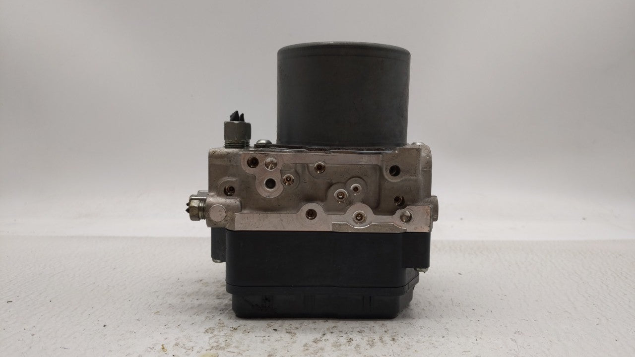 2018 Infiniti Q50 ABS Pump Control Module Replacement P/N:47660 4GU1A 47660 4GW0A Fits OEM Used Auto Parts - Oemusedautopart