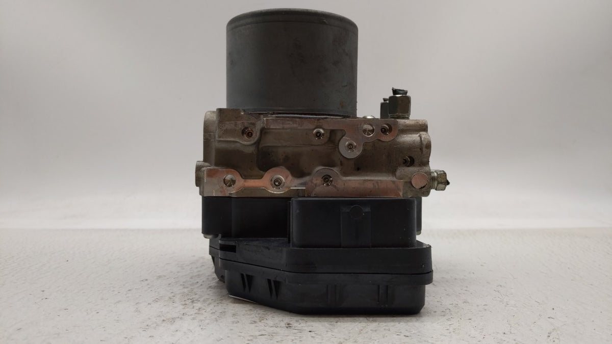 2018 Infiniti Q50 Anti-Lock Brake ABS Pump Module Actuator OEM P/N:47660 4GU1A 47660 4GU0A Fits OEM Used Auto Parts - Oemuse