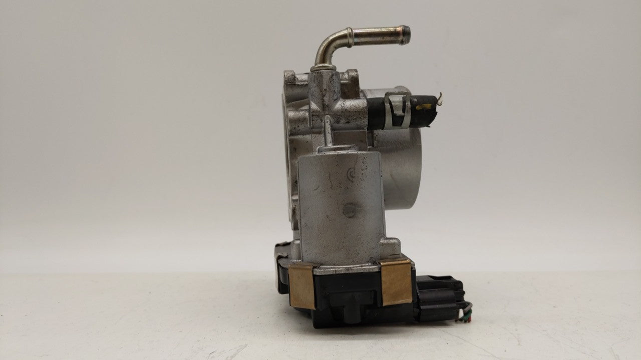 2016-2018 Infiniti Q50 Throttle Body P/N:RME60-52 Fits Fits 2016 2017 2018 OEM Used Auto Parts - Oemusedautoparts1.com