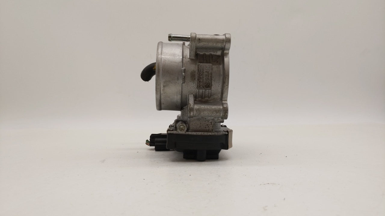 2016-2018 Infiniti Q50 Throttle Body P/N:RME60-52 Fits Fits 2016 2017 2018 OEM Used Auto Parts - Oemusedautoparts1.com
