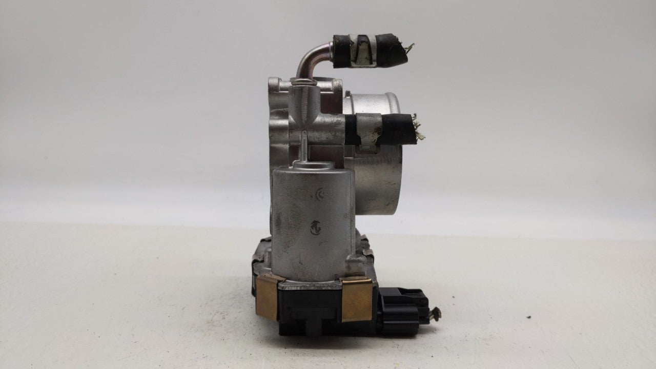 2016-2018 Infiniti Q50 Throttle Body P/N:RME60-52 Fits Fits 2016 2017 2018 OEM Used Auto Parts - Oemusedautoparts1.com