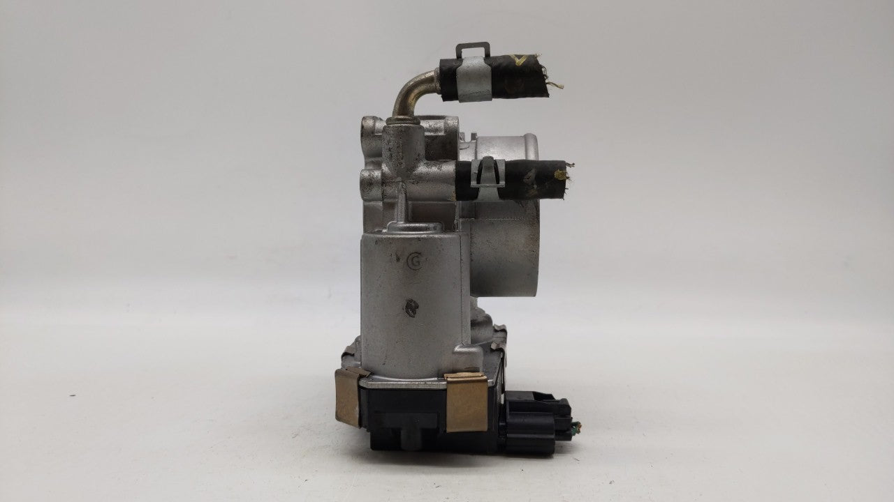 2016-2018 Infiniti Q50 Throttle Body P/N:RME60-52 Fits Fits 2016 2017 2018 OEM Used Auto Parts - Oemusedautoparts1.com
