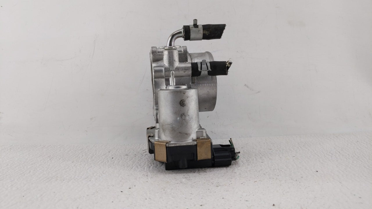 2016-2018 Infiniti Q50 Throttle Body P/N:RME60-52 Fits Fits 2016 2017 2018 OEM Used Auto Parts - Oemusedautoparts1.com