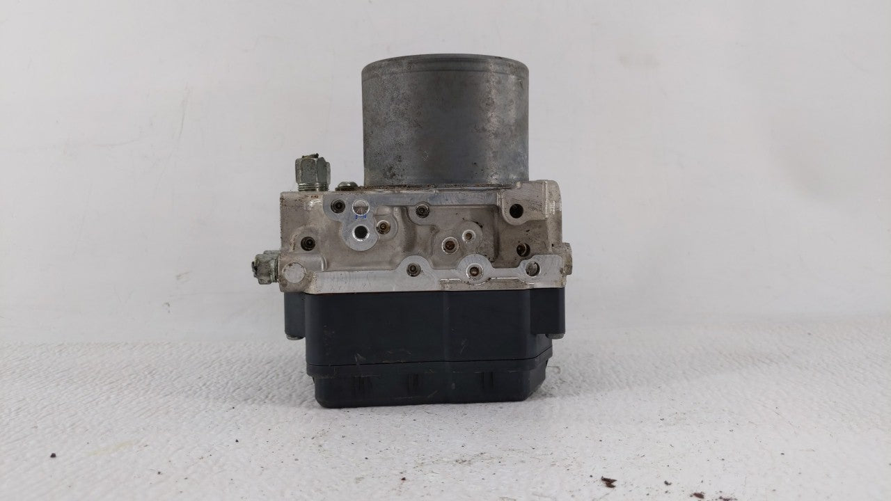 2018 Infiniti Q50 ABS Pump Control Module Replacement P/N:47660 4GV0A 47660 4GV1A Fits OEM Used Auto Parts - Oemusedautopart