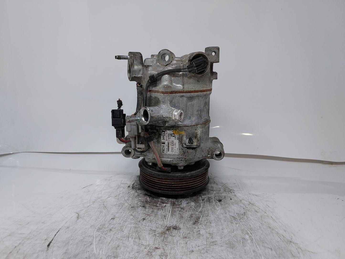 2016-2018 Infiniti Q50 Air Conditioning A/c Ac Compressor Oem - Oemusedautoparts1.com