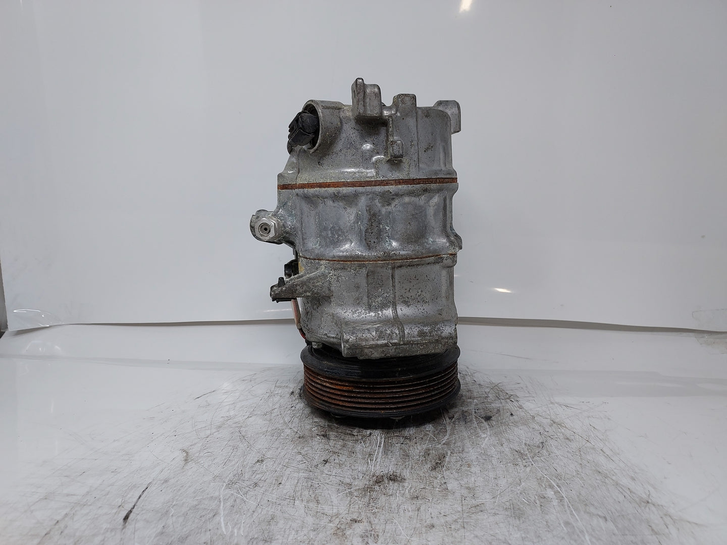 2016-2018 Infiniti Q50 Air Conditioning A/c Ac Compressor Oem - Oemusedautoparts1.com