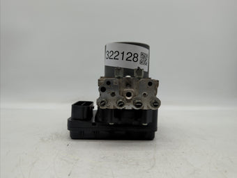 compare product 2016-2018 Infiniti Q50 ABS Pump Control Module Replacement P/N:47660 4GV0A Fits Fits 2016 2017 2018 OEM Used Auto Parts