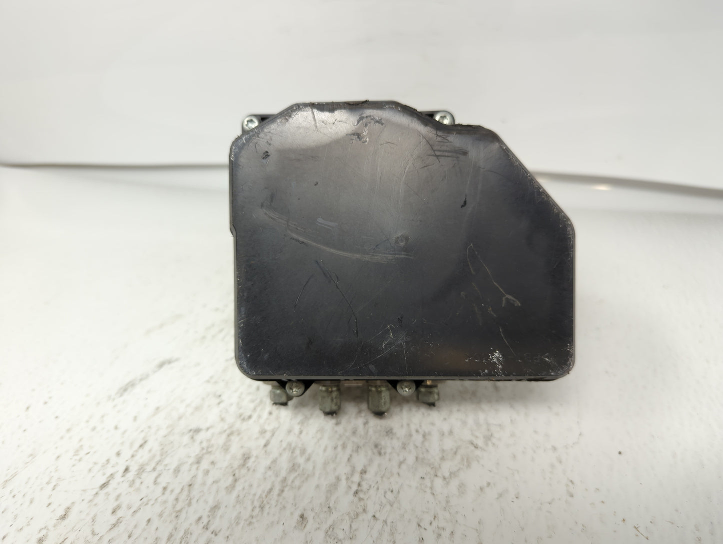 2018 Infiniti Q50 ABS Pump Control Module Replacement P/N:47660 4GV0A 47660 4GV1A Fits OEM Used Auto Parts - Oemusedautopart