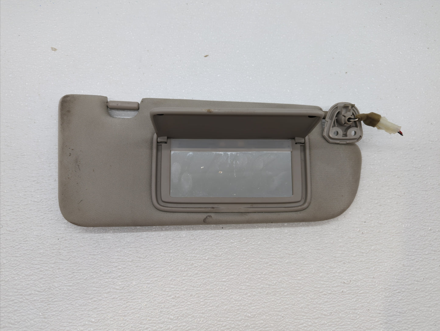 2014-2020 Infiniti Q50 Sun Visor Shade Replacement Passenger Right Mirror Fits Fits 2014 2015 2016 2017 2018 2019 2020 OEM U
