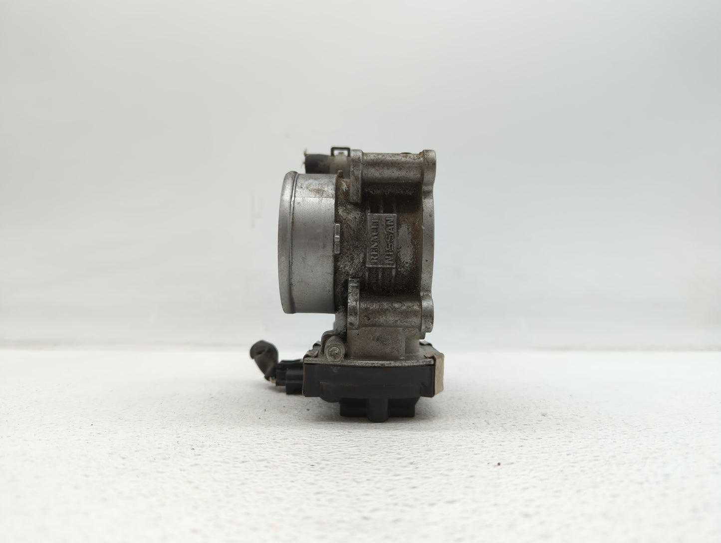 2016-2018 Infiniti Q50 Throttle Body P/N:RME60-52 Fits Fits 2016 2017 2018 OEM Used Auto Parts - Oemusedautoparts1.com