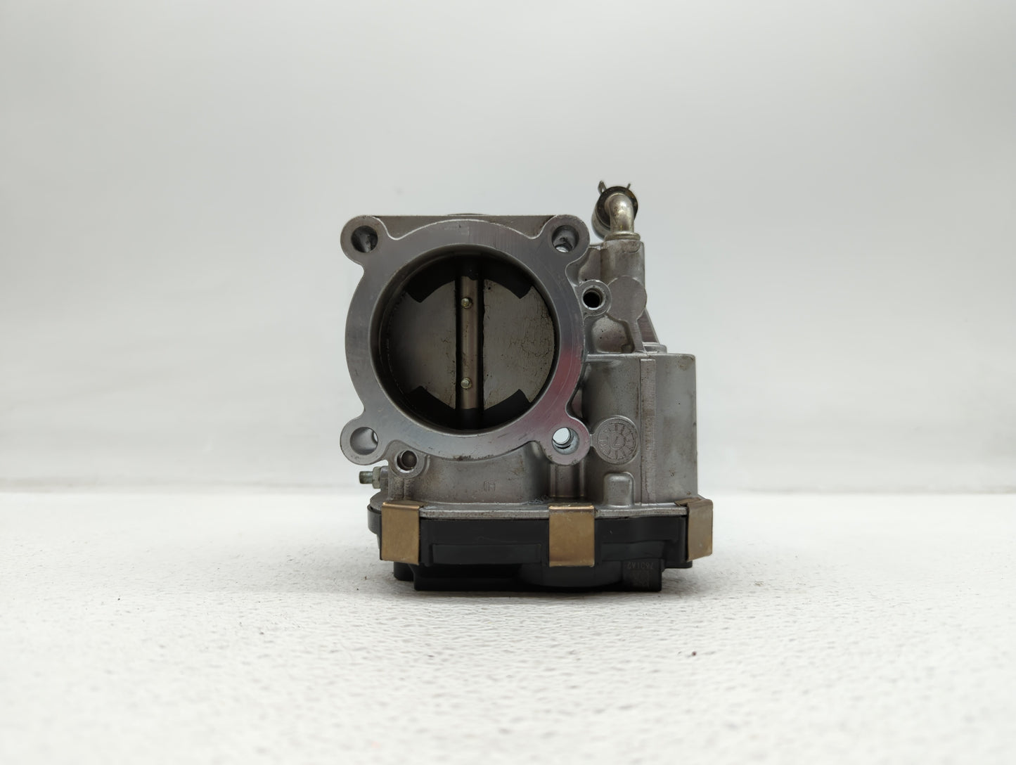 2016-2018 Infiniti Q50 Throttle Body P/N:RME60-52 Fits Fits 2016 2017 2018 OEM Used Auto Parts - Oemusedautoparts1.com