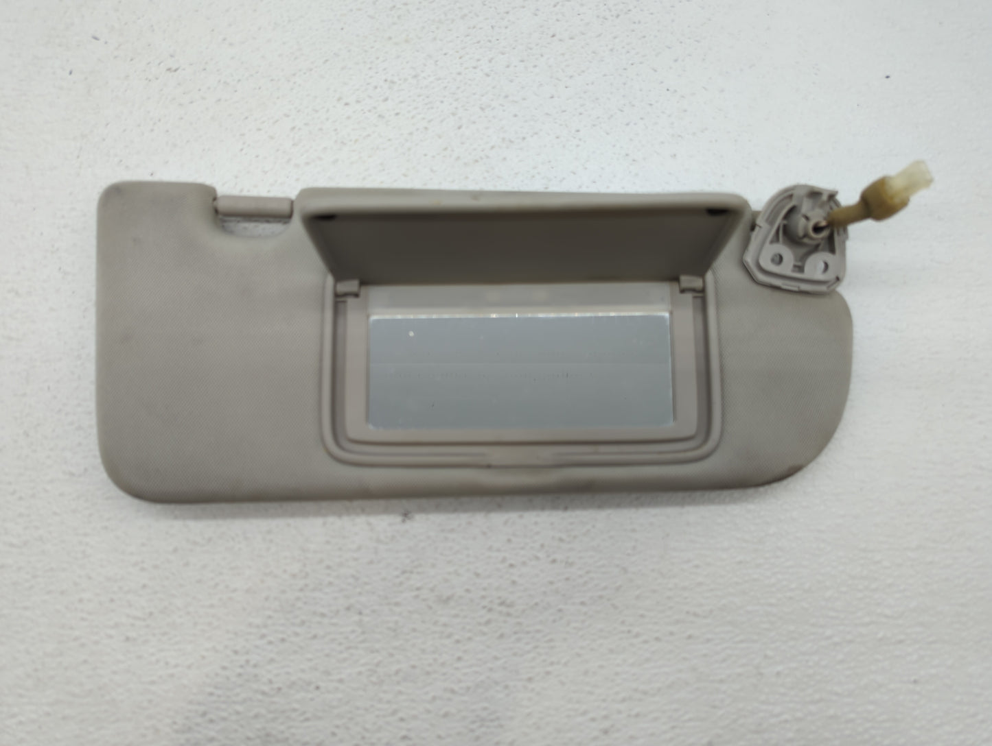 2014-2020 Infiniti Q50 Sun Visor Shade Replacement Passenger Right Mirror Fits Fits 2014 2015 2016 2017 2018 2019 2020 OEM U
