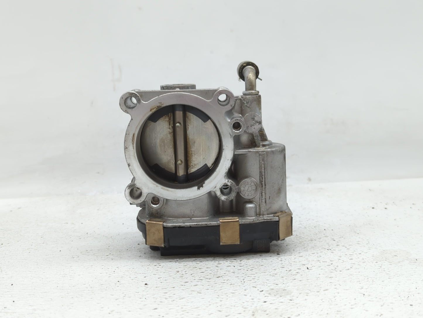 2016-2018 Infiniti Q50 Throttle Body P/N:RME60-52 Fits Fits 2016 2017 2018 OEM Used Auto Parts - Oemusedautoparts1.com