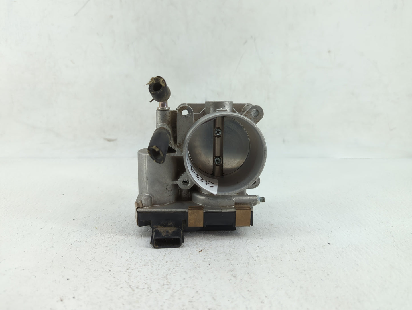2016-2018 Infiniti Q50 Throttle Body P/N:RME60-52 Fits Fits 2016 2017 2018 OEM Used Auto Parts - Oemusedautoparts1.com