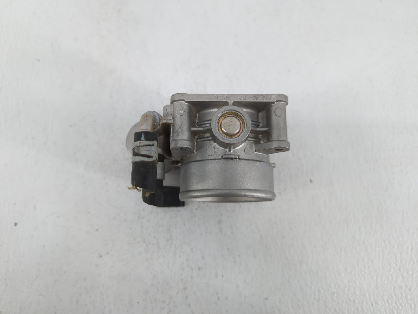 2016-2018 Infiniti Q50 Throttle Body P/N:RME60-52 Fits Fits 2016 2017 2018 OEM Used Auto Parts - Oemusedautoparts1.com