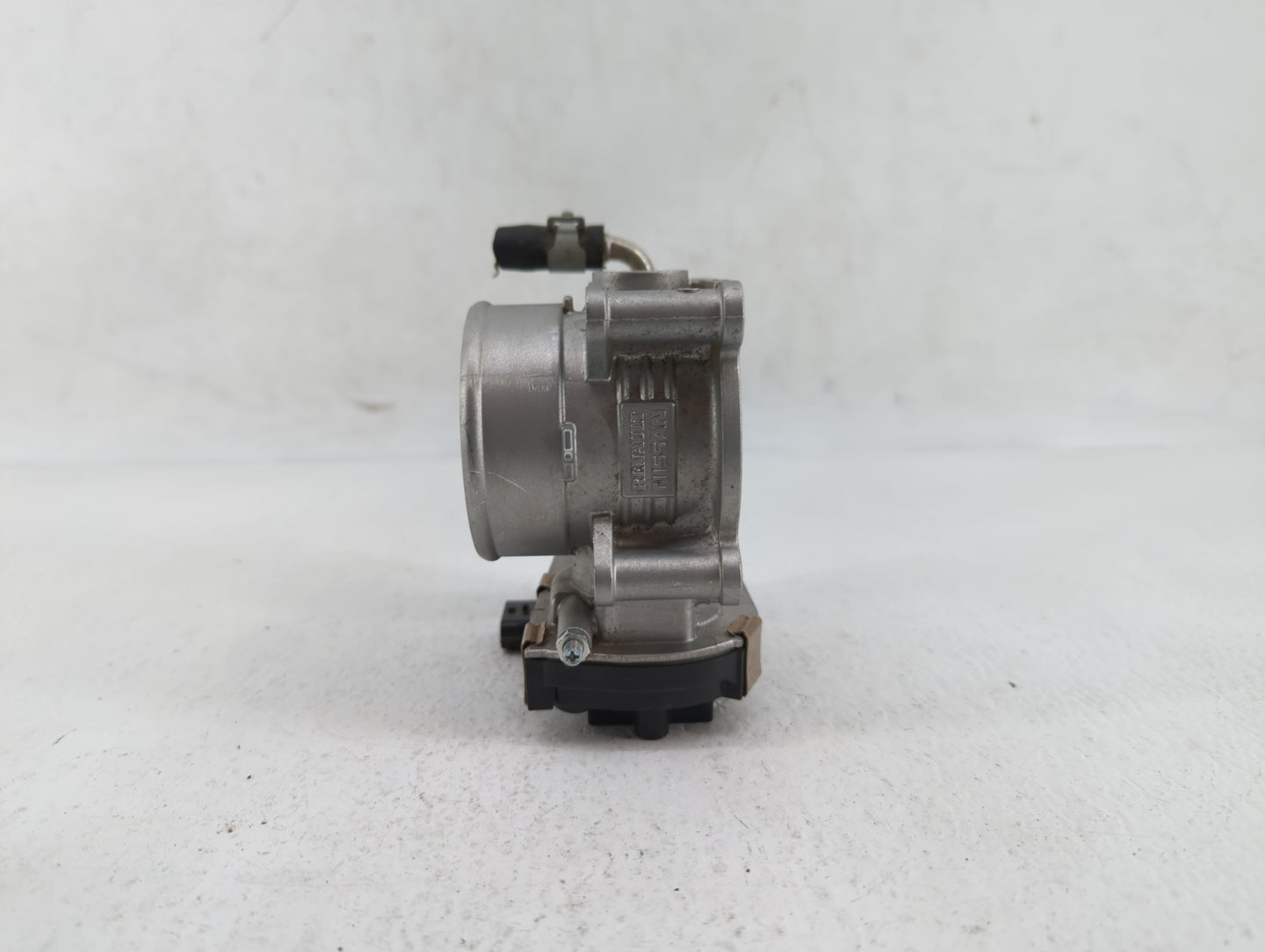 2016-2018 Infiniti Q50 Throttle Body P/N:RME60-52 Fits Fits 2016 2017 2018 OEM Used Auto Parts - Oemusedautoparts1.com