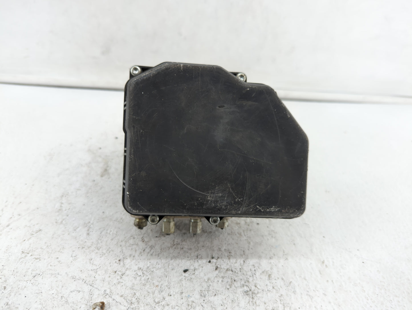 2018 Infiniti Q50 ABS Pump Control Module Replacement P/N:47660 4GV0A 47660 4GV1A Fits OEM Used Auto Parts - Oemusedautopart