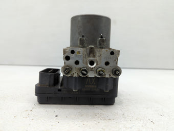 compare product 2018 Infiniti Q50 ABS Pump Control Module Replacement P/N:47660 4GV0A 47660 4GV1A Fits OEM Used Auto Parts