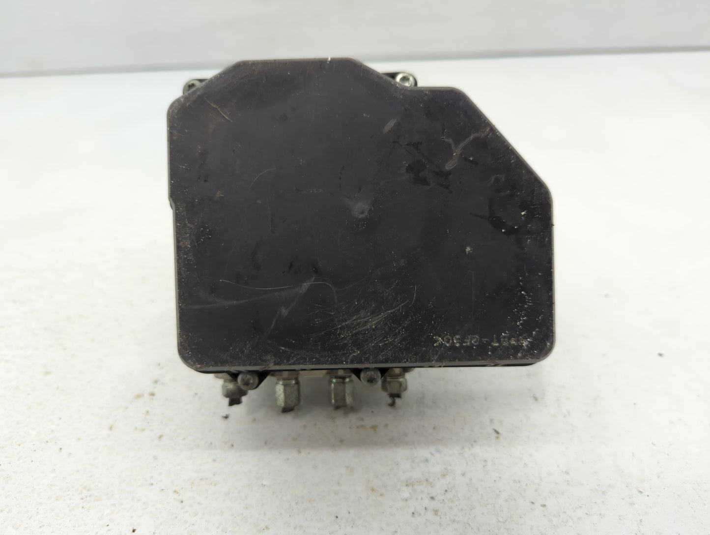 2018 Infiniti Q50 ABS Pump Control Module Replacement P/N:47660 4GV0A 47660 4GV1A Fits OEM Used Auto Parts - Oemusedautopart