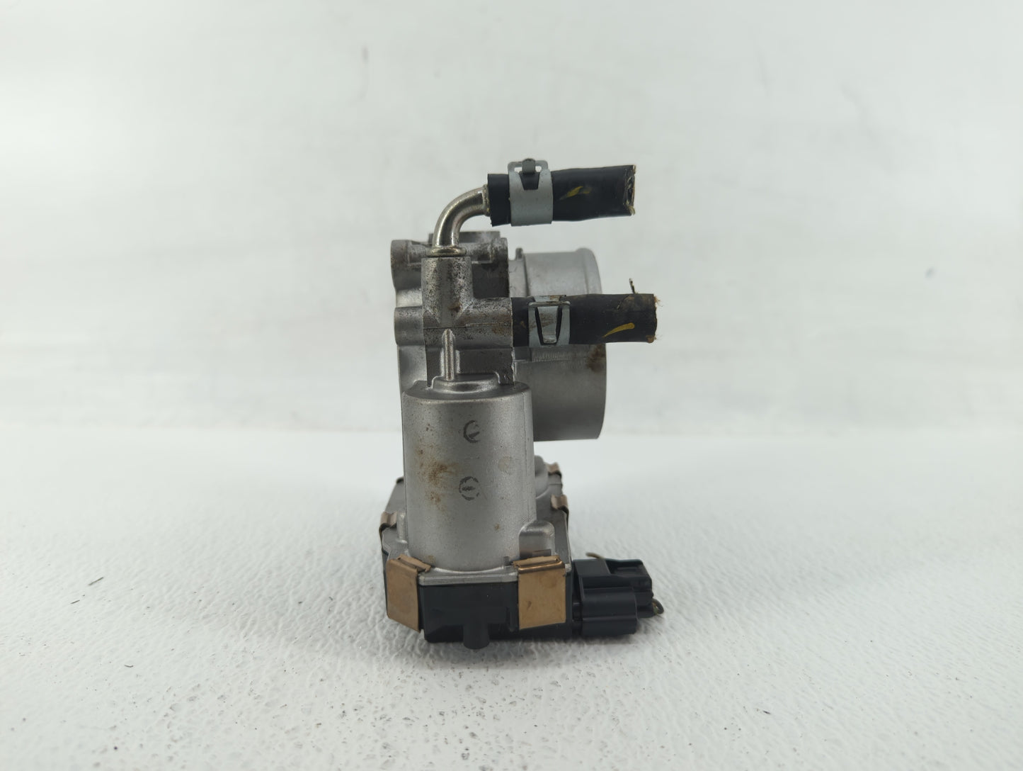 2016-2020 Infiniti Q50 Throttle Body P/N:RME60-52 Fits Fits 2016 2017 2018 2019 2020 OEM Used Auto Parts - Oemusedautoparts1