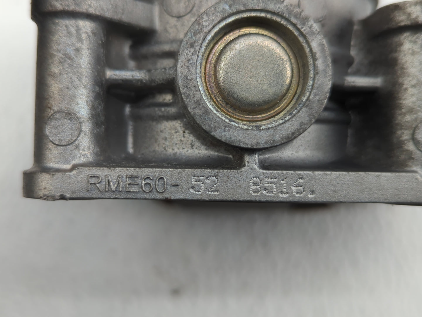 2016-2020 Infiniti Q50 Throttle Body P/N:RME60-52 Fits Fits 2016 2017 2018 2019 2020 OEM Used Auto Parts - Oemusedautoparts1