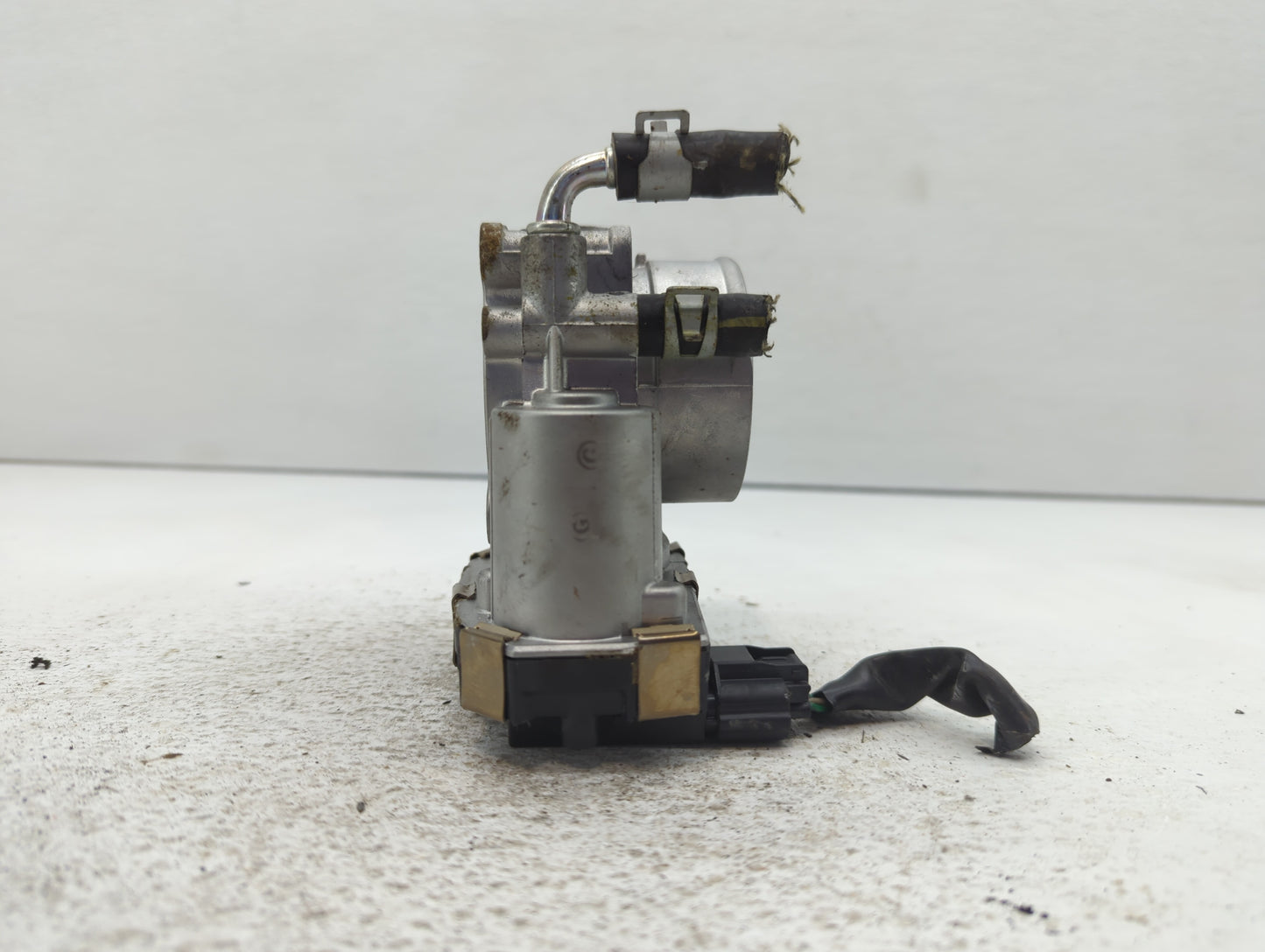 2016-2020 Infiniti Q50 Throttle Body P/N:RME60-52 Fits Fits 2016 2017 2018 2019 2020 OEM Used Auto Parts - Oemusedautoparts1