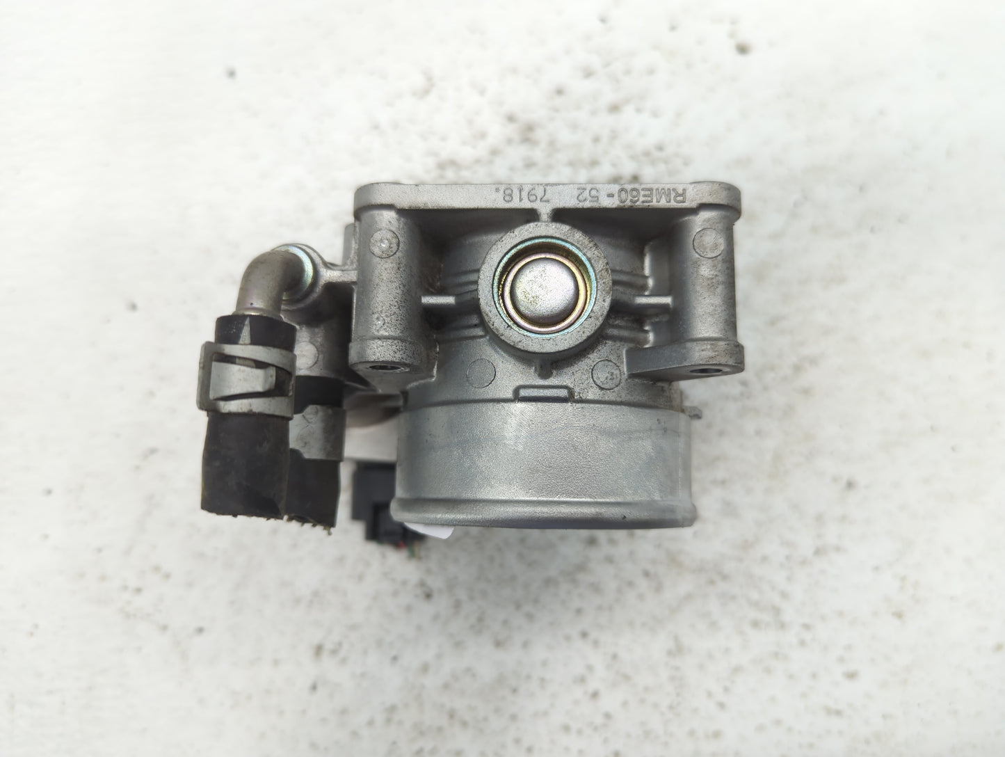 2016-2020 Infiniti Q50 Throttle Body P/N:RME60-52 7918 RME60-52 7804 Fits Fits 2016 2017 2018 2019 2020 OEM Used Auto Parts 