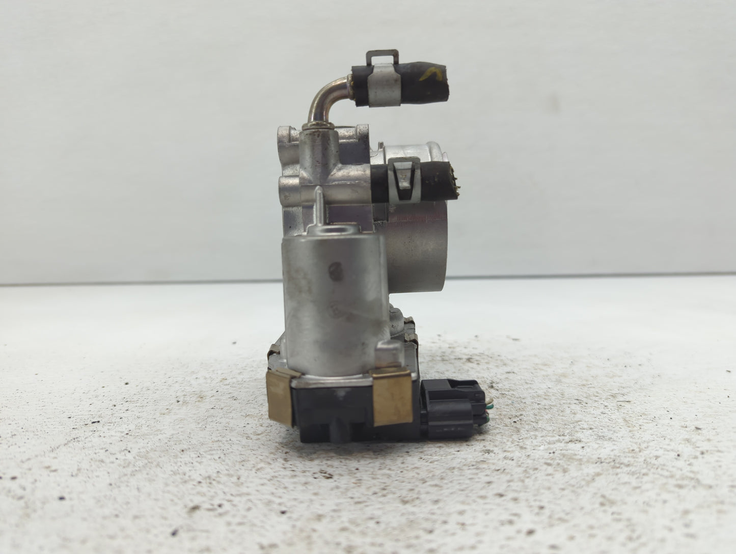 2016-2020 Infiniti Q50 Throttle Body P/N:RME60-52 7918 RME60-52 7804 Fits Fits 2016 2017 2018 2019 2020 OEM Used Auto Parts 