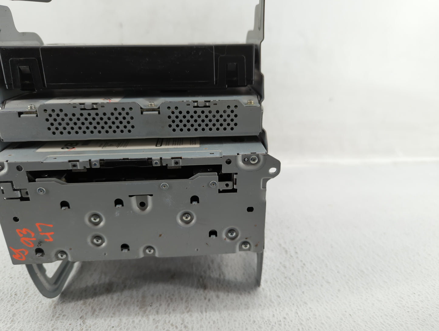 2014-2018 Infiniti Q50 Am Fm Cd Player Radio Receiver - Oemusedautoparts1.com