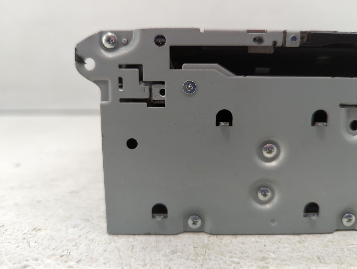 2015-2019 Infiniti Q50 Am Fm Cd Player Radio Receiver - Oemusedautoparts1.com