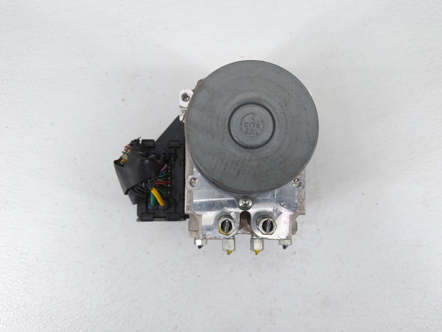 2018 Infiniti Q50 ABS Pump Control Module Replacement P/N:47660 4GU0A Fits OEM Used Auto Parts - Oemusedautoparts1.com
