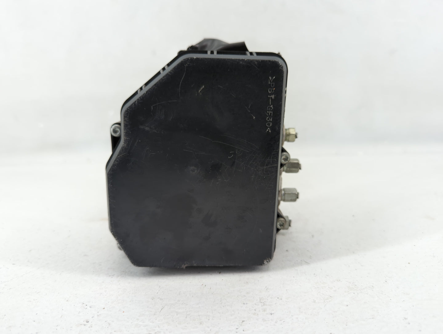 2018 Infiniti Q50 ABS Pump Control Module Replacement P/N:47660 4GU0A Fits OEM Used Auto Parts - Oemusedautoparts1.com