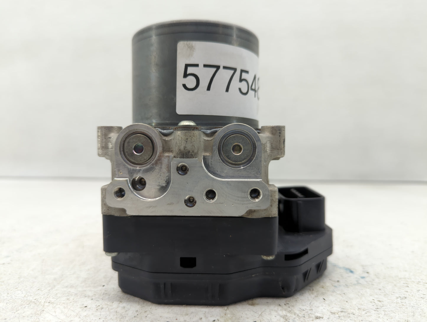 2018 Infiniti Q50 ABS Pump Control Module Replacement P/N:47660 4GUUA Fits OEM Used Auto Parts - Oemusedautoparts1.com