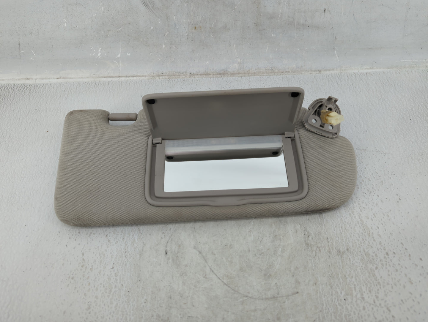 2014-2020 Infiniti Q50 Sun Visor Shade Replacement Passenger Right Mirror Fits Fits 2014 2015 2016 2017 2018 2019 2020 OEM U