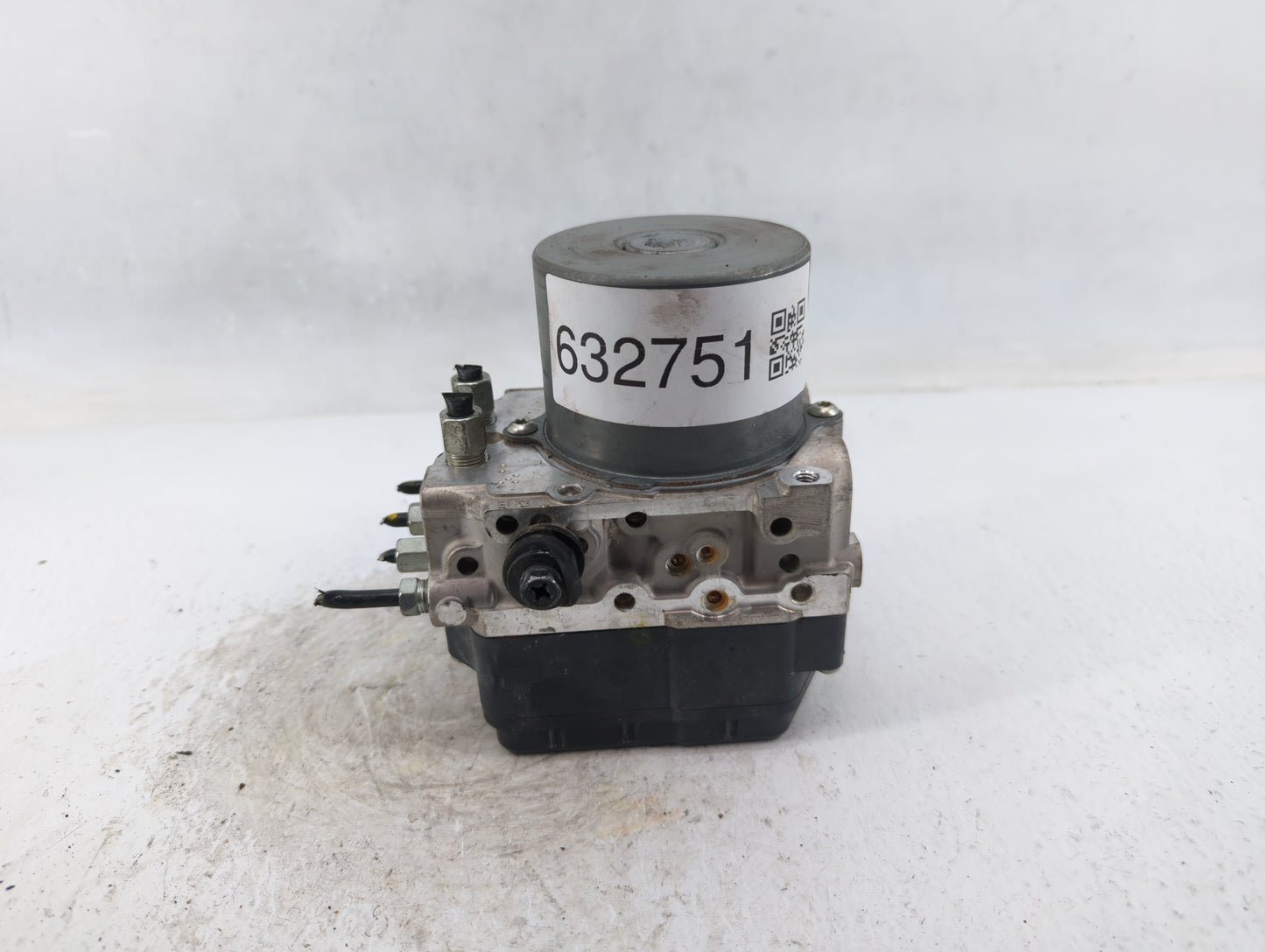 2018 Infiniti Q50 ABS Pump Control Module Replacement P/N:133230-7041 47660 4GU0A Fits OEM Used Auto Parts - Oemusedautopart