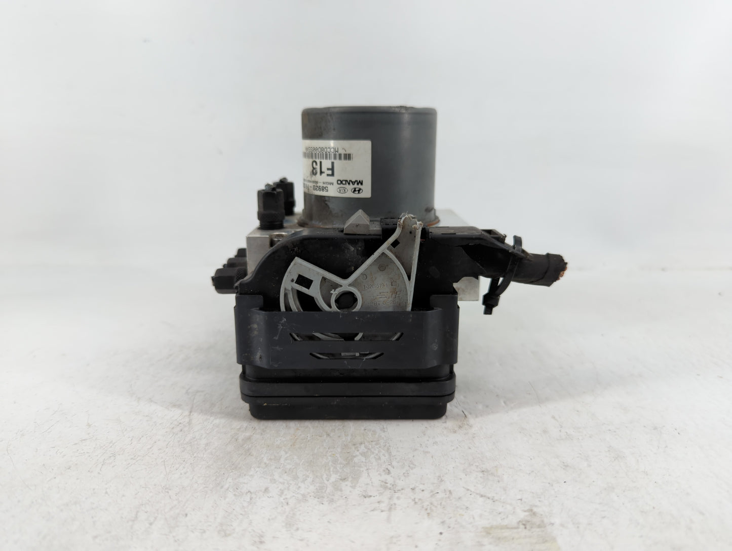 2018 Infiniti Q50 ABS Pump Control Module Replacement P/N:58920-F6130 Fits OEM Used Auto Parts - Oemusedautoparts1.com
