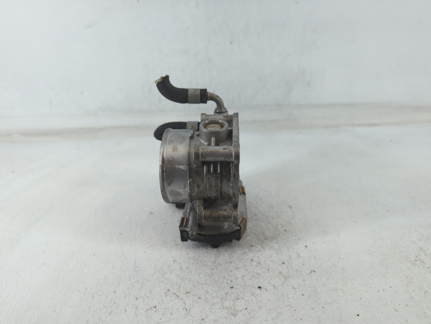 2016-2020 Infiniti Q50 Throttle Body P/N:RME60-52 Fits Fits 2016 2017 2018 2019 2020 OEM Used Auto Parts - Oemusedautoparts1