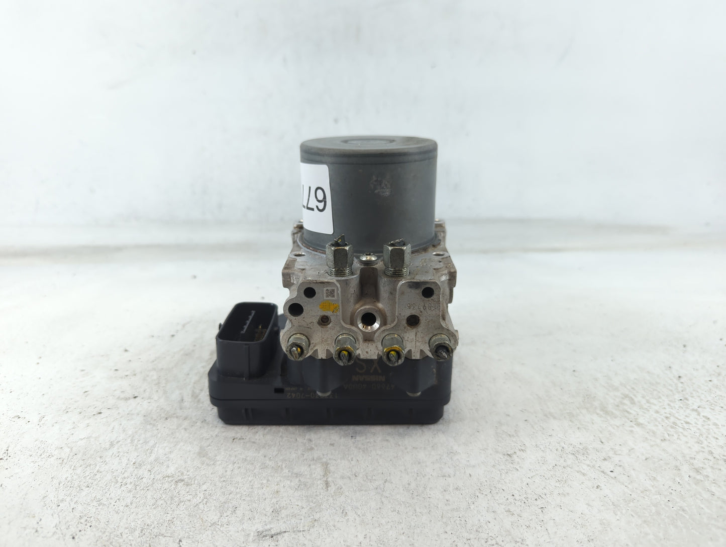 2018 Infiniti Q50 ABS Pump Control Module Replacement P/N:133230-7042 47660 4GU0A Fits OEM Used Auto Parts - Oemusedautopart