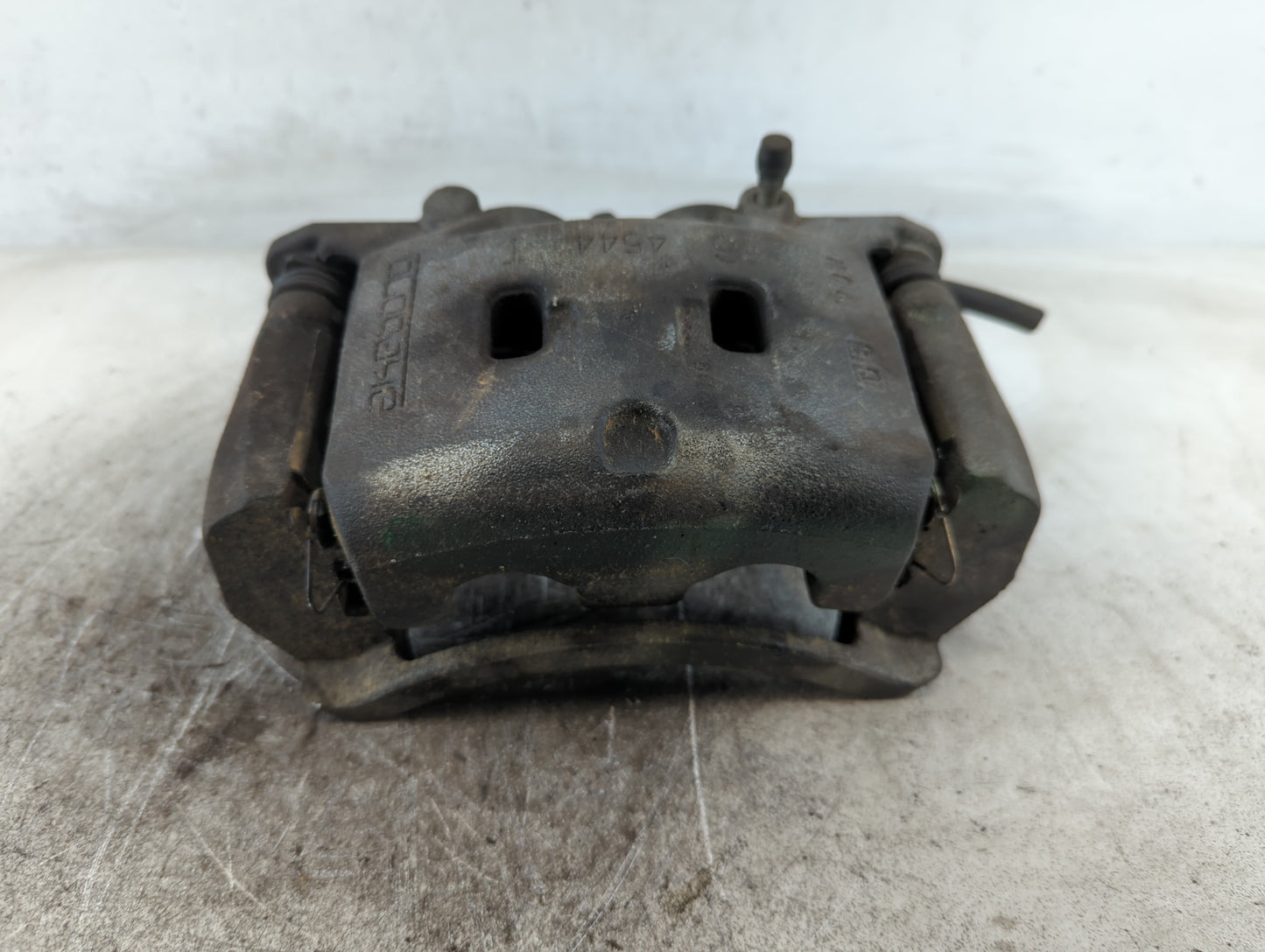 2014-2020 Infiniti Q50 Front Driver Left Brake Caliper - Oemusedautoparts1.com