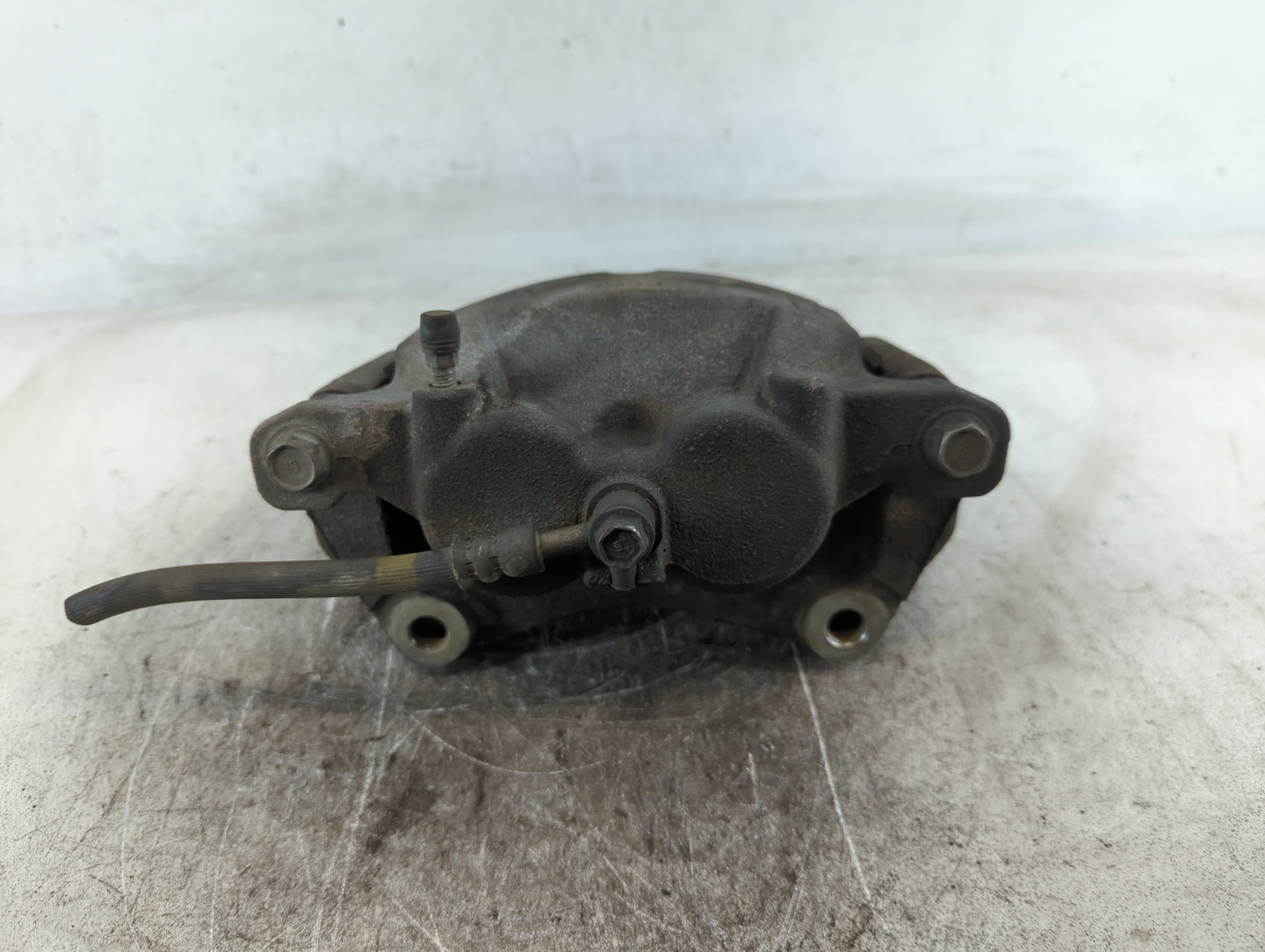 2014-2020 Infiniti Q50 Front Driver Left Brake Caliper - Oemusedautoparts1.com