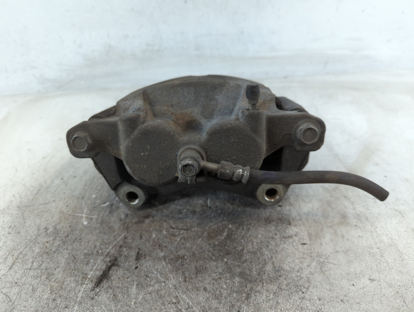 2014-2020 Infiniti Q50 Front Passenger Right Brake Caliper 699947 - Oemusedautoparts1.com